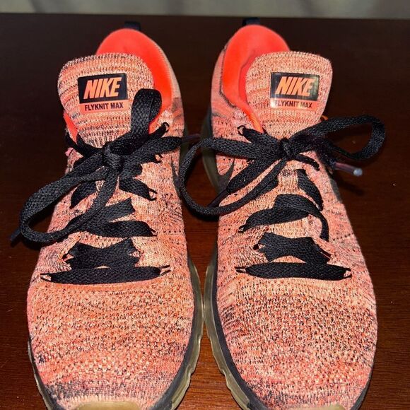 Nike flyknit max tennis shoes size 7 - Picture 2 of 6